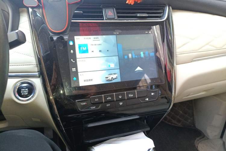 Used CHANGAN OSHAN Cosmos 2019 1.5T Manual Elite Version China V Standard Audio And AC Panel