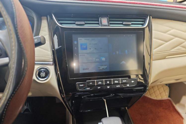 Used CHANGAN OSHAN Cosmos 2019 1.5T Automatic Smart Version China VI Standard Audio And AC Panel