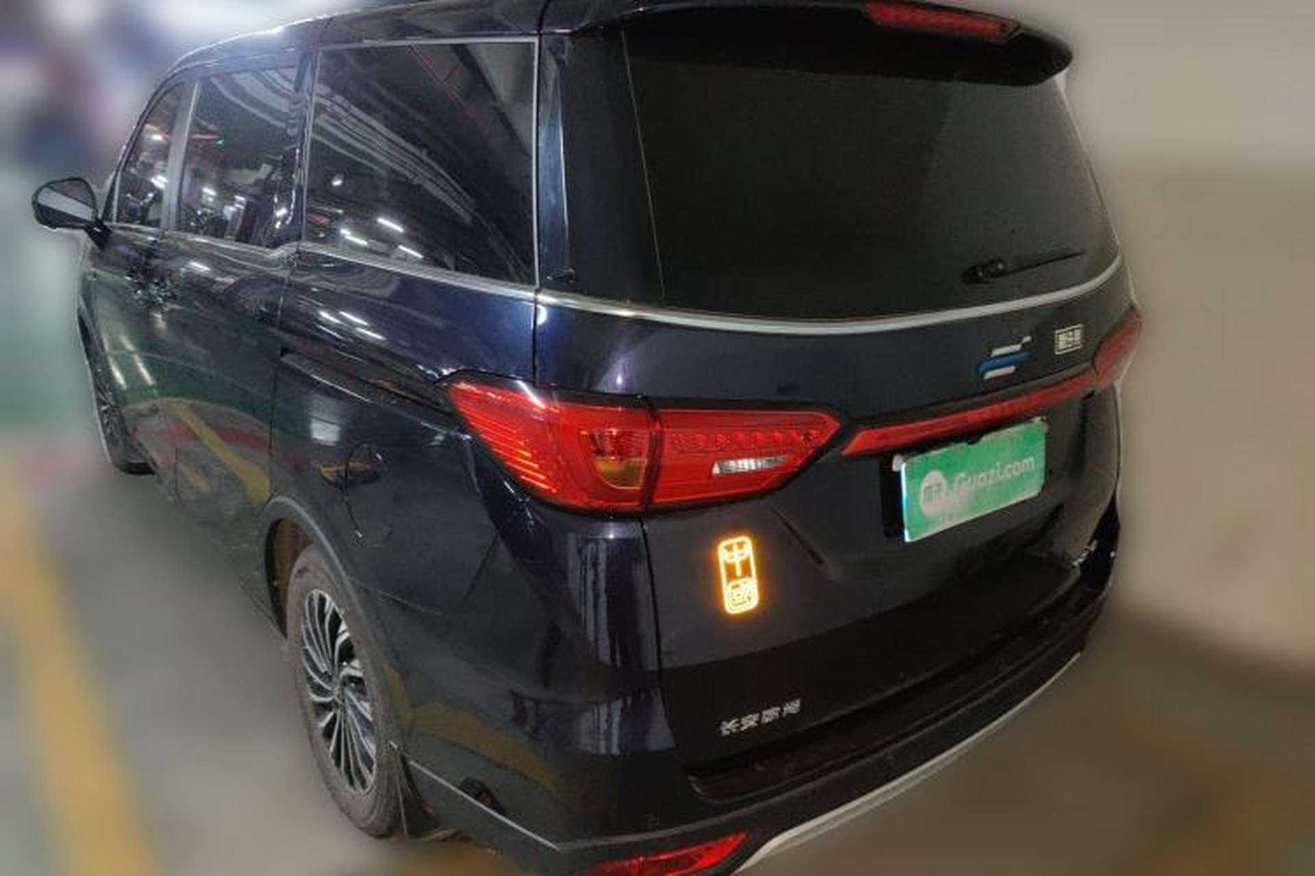 Used CHANGAN OSHAN Cosmos 2019 1.5T Automatic Flagship Version China VI Standard Exterior 3
