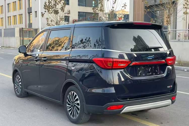 Used CHANGAN OSHAN Cosmos 2019 1.5T Manual Flagship Version China V Standard Exterior 4