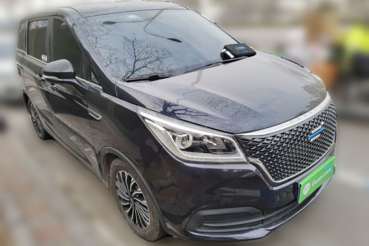 Used CHANGAN OSHAN Cosmos 2019 1.5T Automatic Elite Version China VI Standard Front Right 45 Deg