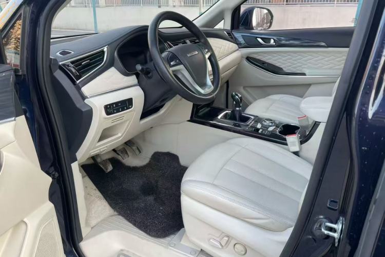 Used CHANGAN OSHAN Cosmos 2019 1.5T Manual Flagship Version China V Standard Interior 4