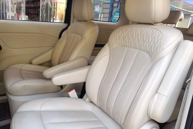 Used CHANGAN OSHAN Cosmos 2019 1.5T Manual Elite Version China V Standard Left Rear Seat