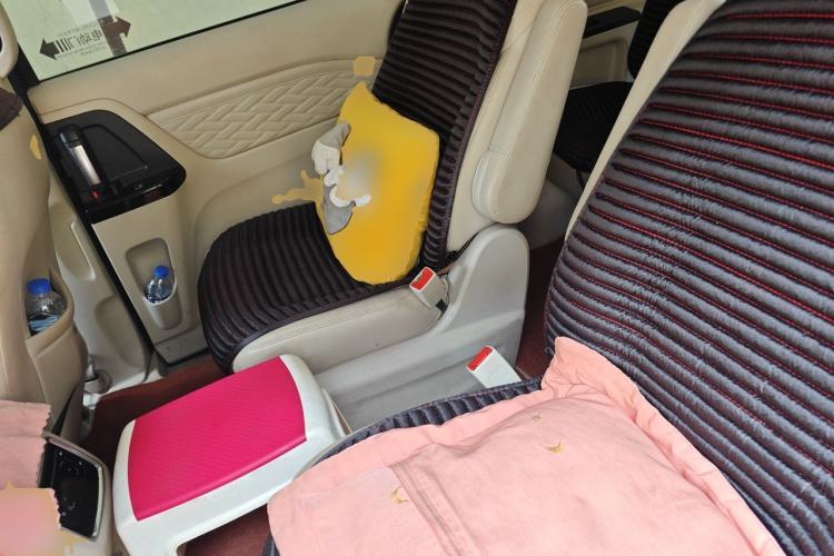 Used CHANGAN OSHAN Cosmos 2019 1.5T Automatic Smart Version China VI Standard Left Rear Seat