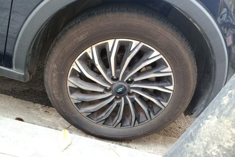 Used CHANGAN OSHAN Cosmos 2019 1.5T Manual Elite Version China V Standard Right Front Wheel Hub