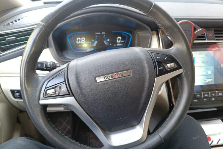 Used CHANGAN OSHAN Cosmos 2019 1.5T Manual Elite Version China V Standard Steering Wheel