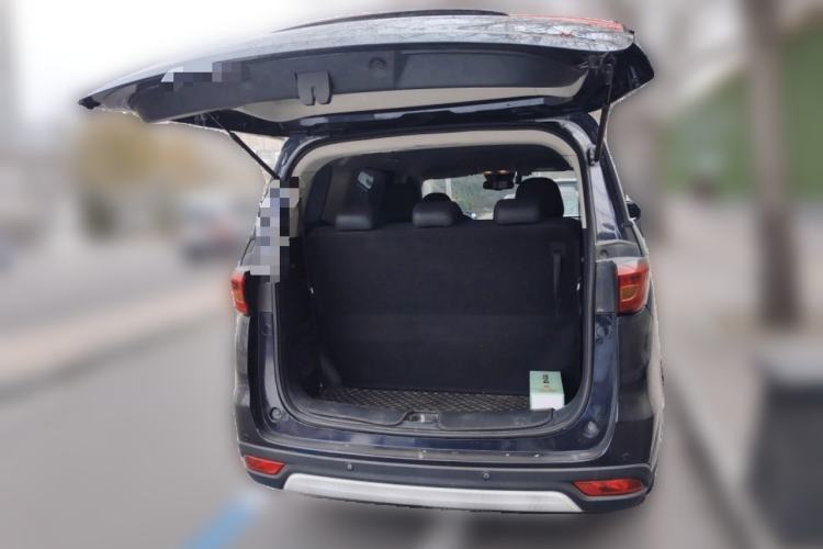 Used CHANGAN OSHAN Cosmos 2019 1.5T Automatic Elite Version China VI Standard Trunk