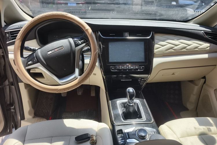 Used CHANGAN OSHAN Cosmos 2019 1.5T Manual Smart Version China V Standard Center Console