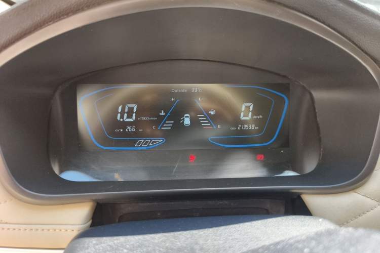 Used CHANGAN OSHAN Cosmos 2019 1.5T Manual Smart Version China V Standard Odometer Close Up