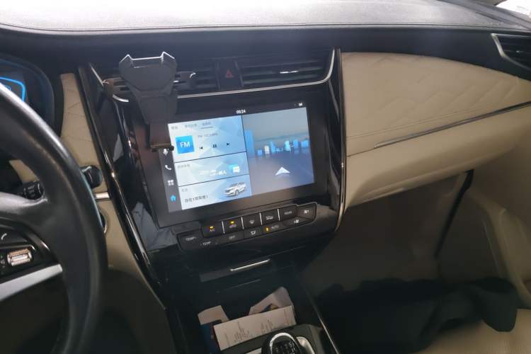 Used CHANGAN OSHAN Cosmos 2019 1.5T Manual Smart Version China V Standard Audio And AC Panel