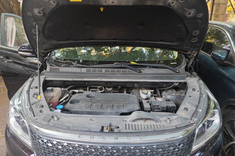 Used CHANGAN OSHAN Cosmos 2019 1.5T Manual Flagship Version China V Standard Engine Bay