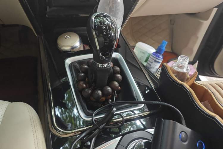 Used CHANGAN OSHAN Cosmos 2019 1.5T Manual Flagship Version China V Standard Gear Lever