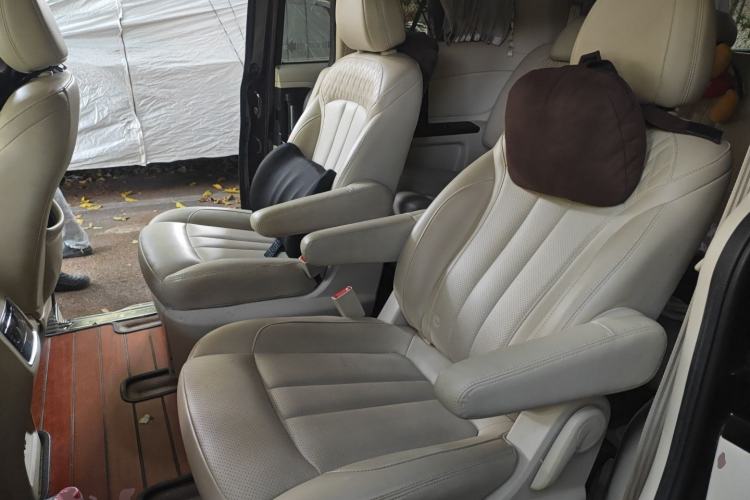 Used CHANGAN OSHAN Cosmos 2019 1.5T Manual Flagship Version China V Standard Left Rear Seat