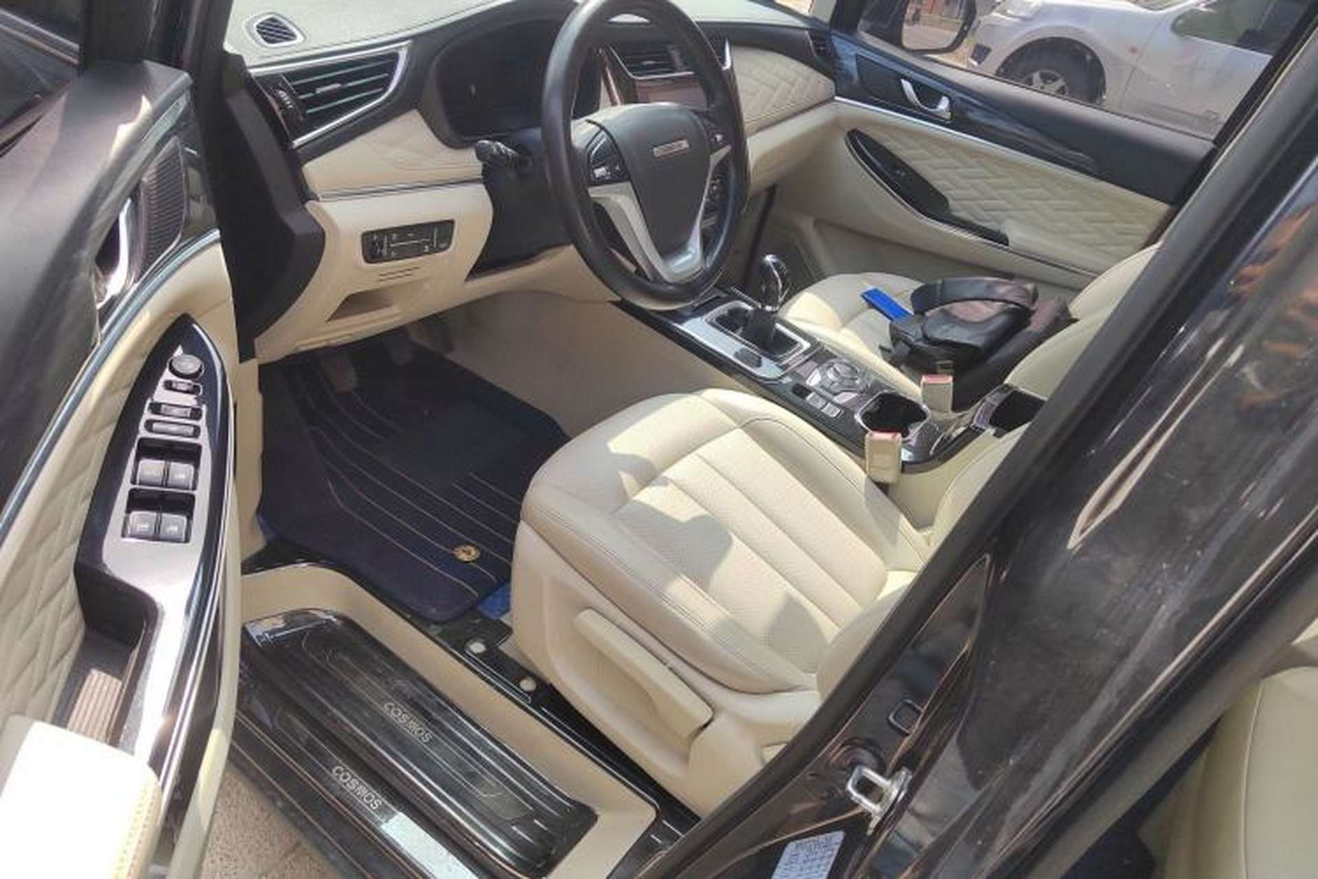 Used CHANGAN OSHAN Cosmos 2019 1.5T Manual Smart Version China V Standard Driver Seat