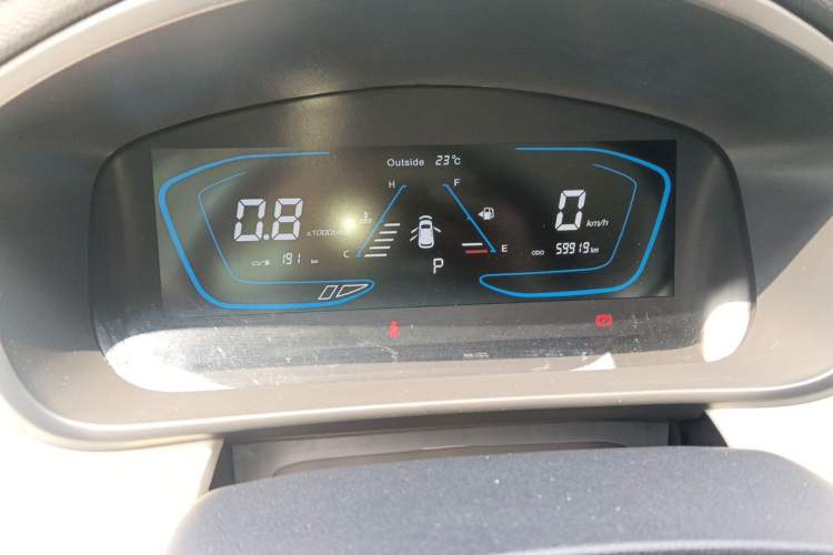 Used CHANGAN OSHAN Cosmos 2019 1.5T Automatic Flagship Version China VI Standard Instrument Cluster