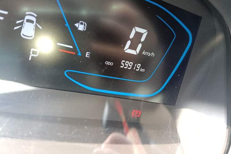 Used CHANGAN OSHAN Cosmos 2019 1.5T Automatic Flagship Version China VI Standard Odometer Close Up