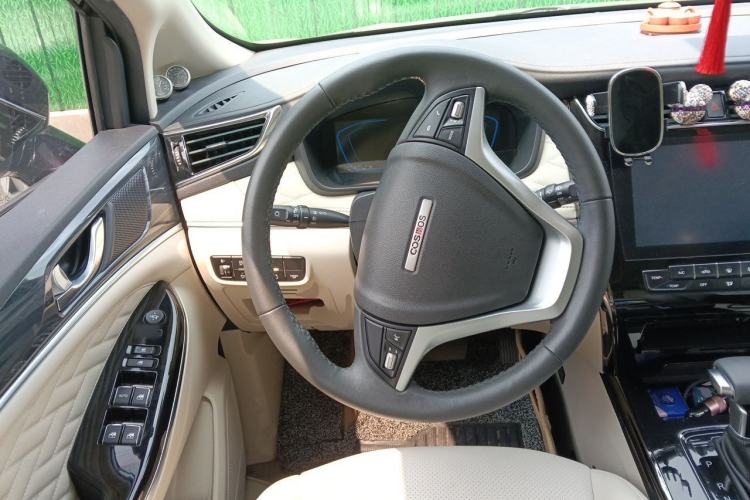 Used CHANGAN OSHAN Cosmos 2019 1.5T Automatic Flagship Version China VI Standard Steering Wheel