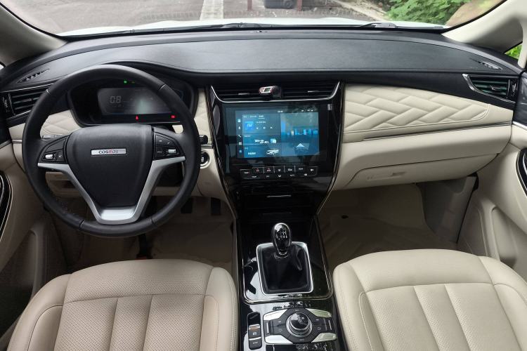Used CHANGAN OSHAN Cosmos 2019 1.5T Manual Flagship Version China V Standard Center Console