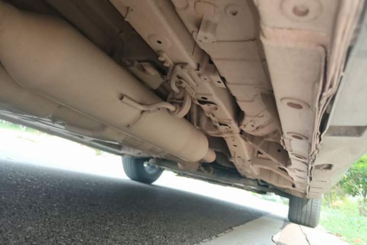Used CHANGAN OSHAN Cosmos 2019 1.5T Automatic Elite Version China VI Standard Chassis Rear Right