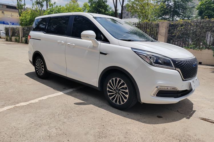 Used CHANGAN OSHAN Cosmos 2019 1.5T Manual Smart Version China V Standard Exterior 4