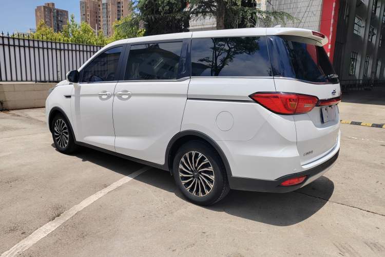 Used CHANGAN OSHAN Cosmos 2019 1.5T Manual Smart Version China V Standard Exterior 7