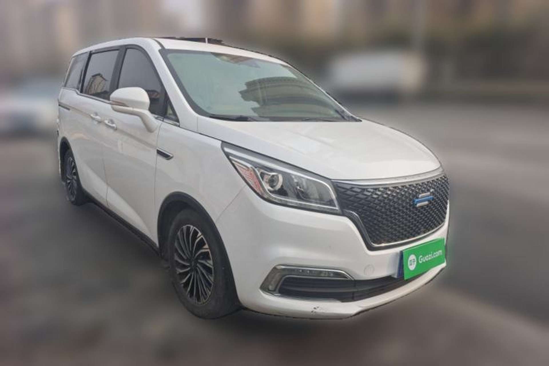 Used CHANGAN OSHAN Cosmos 2019 1.5T Automatic Smart Version China VI Standard Front Right 45 Deg
