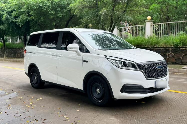 Used CHANGAN OSHAN Cosmos 2019 1.5T Automatic Comfort Edition China VI Standard Front Right 45 Deg