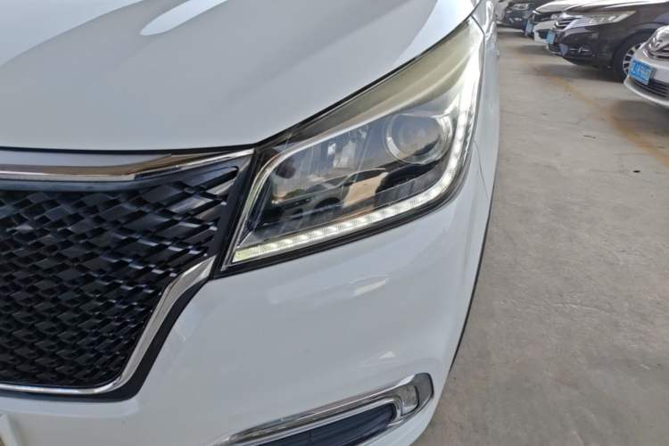 Used CHANGAN OSHAN Cosmos 2019 1.5T Automatic Flagship Version China VI Standard Left Front Headlight