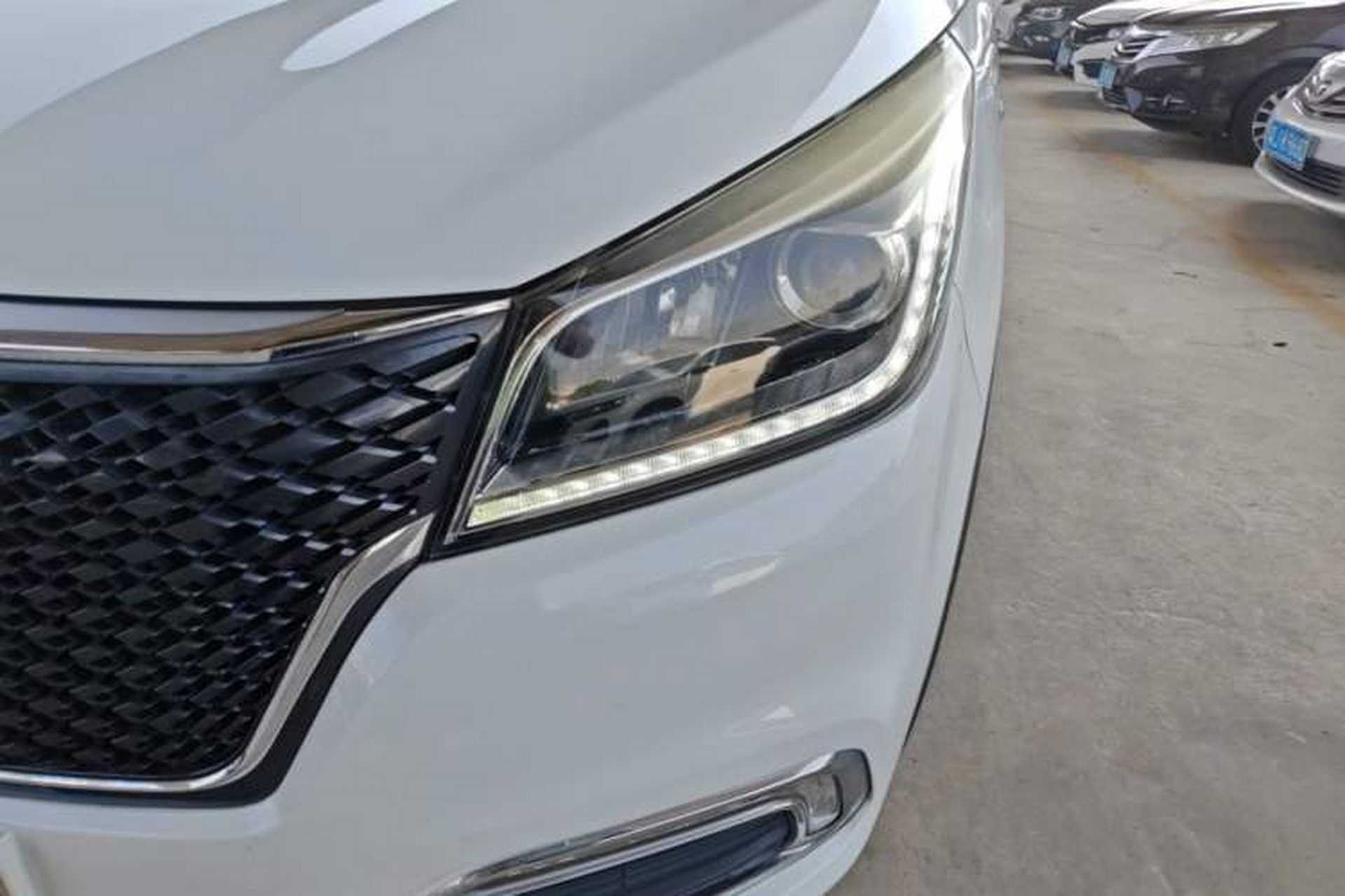 Used CHANGAN OSHAN Cosmos 2019 1.5T Automatic Flagship Version China VI Standard Left Front Headlight
