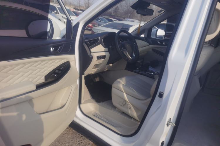 Used CHANGAN OSHAN Cosmos 2019 1.5T Automatic Flagship Version China VI Standard Left Front Seat