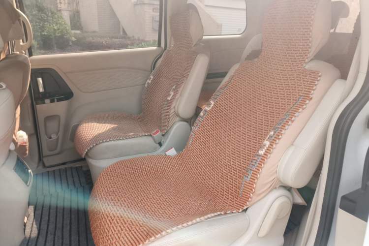 Used CHANGAN OSHAN Cosmos 2019 1.5T Automatic Elite Version China VI Standard Left Rear Seat