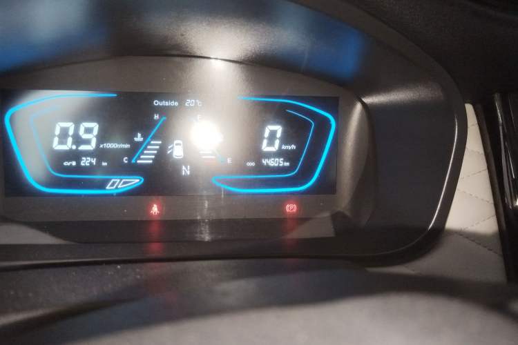 Used CHANGAN OSHAN Cosmos 2019 1.5T Automatic Smart Version China VI Standard Odometer Close Up