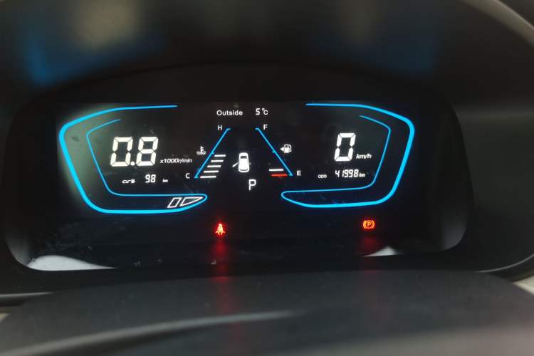 Used CHANGAN OSHAN Cosmos 2019 1.5T Automatic Flagship Version China VI Standard Odometer Close Up