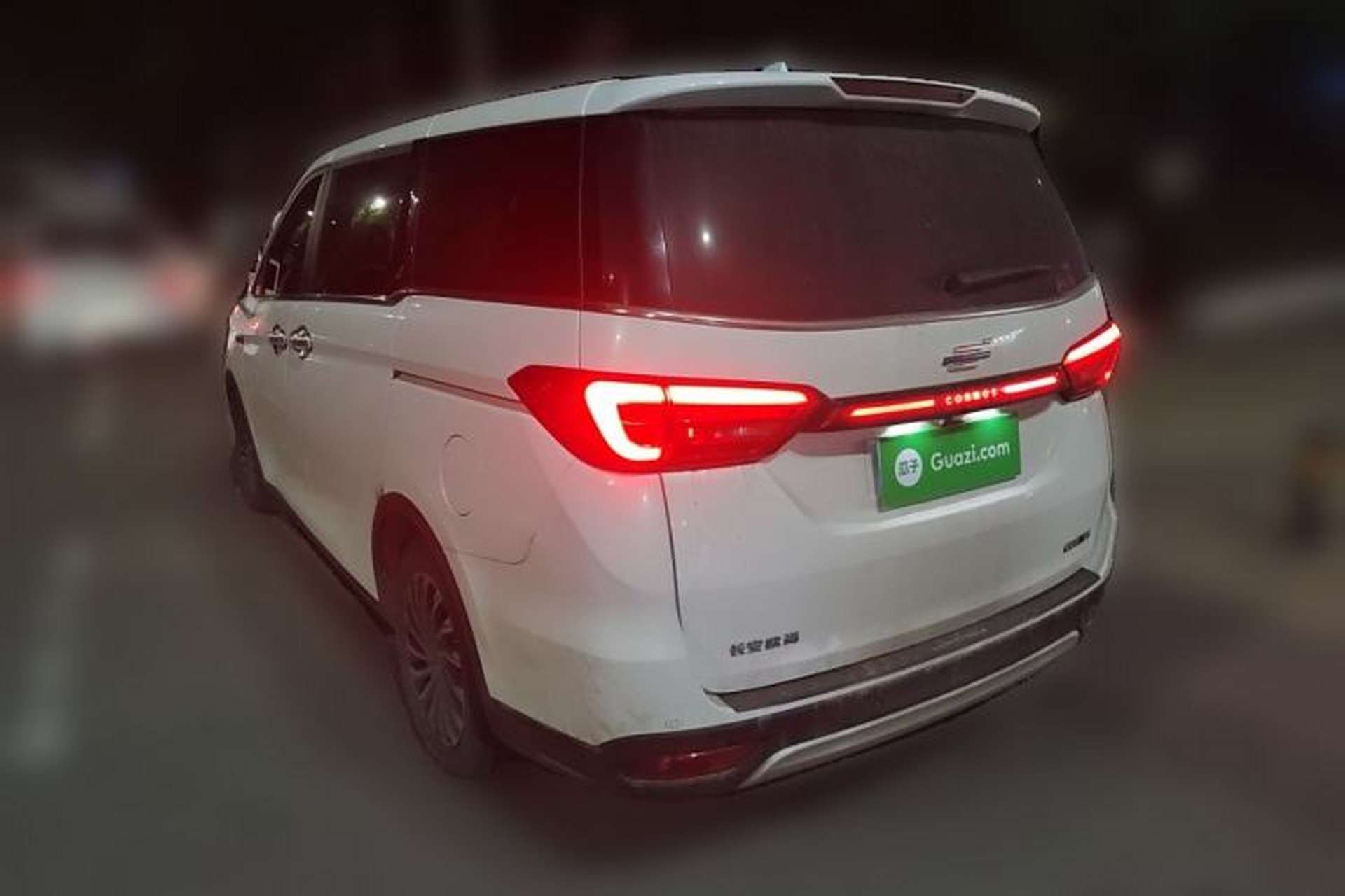 Used CHANGAN OSHAN Cosmos 2019 1.5T Automatic Flagship Version China VI Standard Rear Left 45 Deg