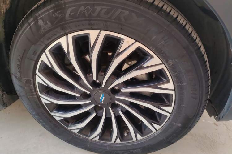 Used CHANGAN OSHAN Cosmos 2019 1.5T Manual Smart Version China V Standard Right Front Wheel Hub