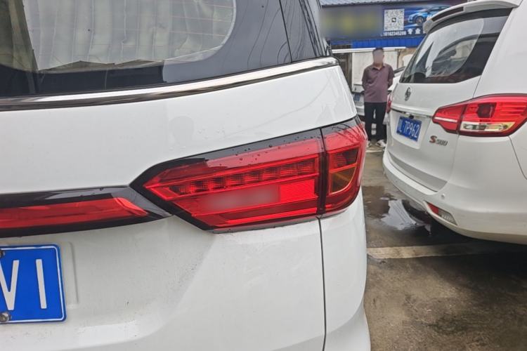 Used CHANGAN OSHAN Cosmos 2019 1.5T Manual Elite Version China V Standard Right Rear Taillight