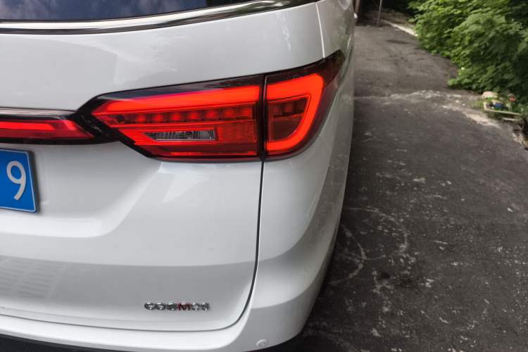 Used CHANGAN OSHAN Cosmos 2019 1.5T Manual Flagship Version China V Standard Right Rear Taillight
