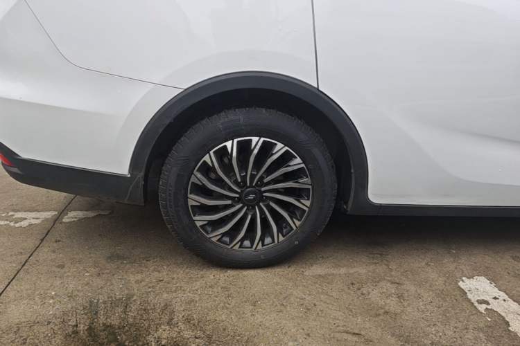 Used CHANGAN OSHAN Cosmos 2019 1.5T Manual Elite Version China V Standard Right Rear Wheel Hub