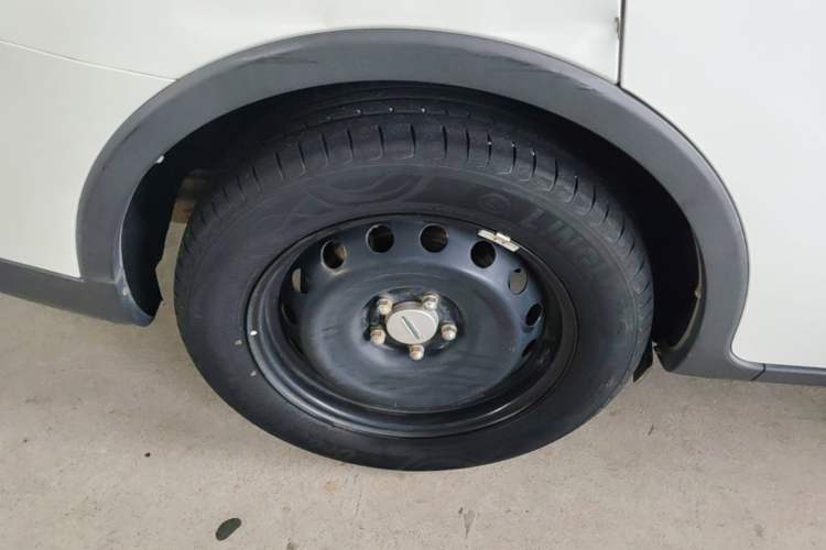 Used CHANGAN OSHAN Cosmos 2019 1.5T Automatic Comfort Edition China VI Standard Right Rear Wheel Hub