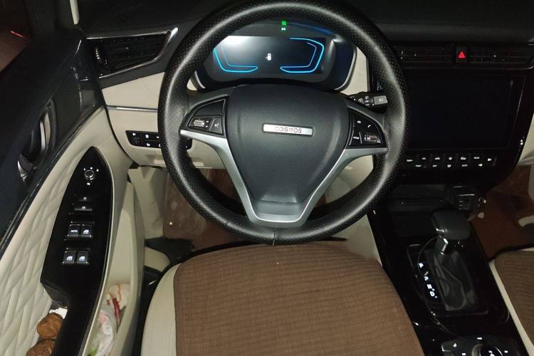 Used CHANGAN OSHAN Cosmos 2019 1.5T Automatic Flagship Version China VI Standard Steering Wheel