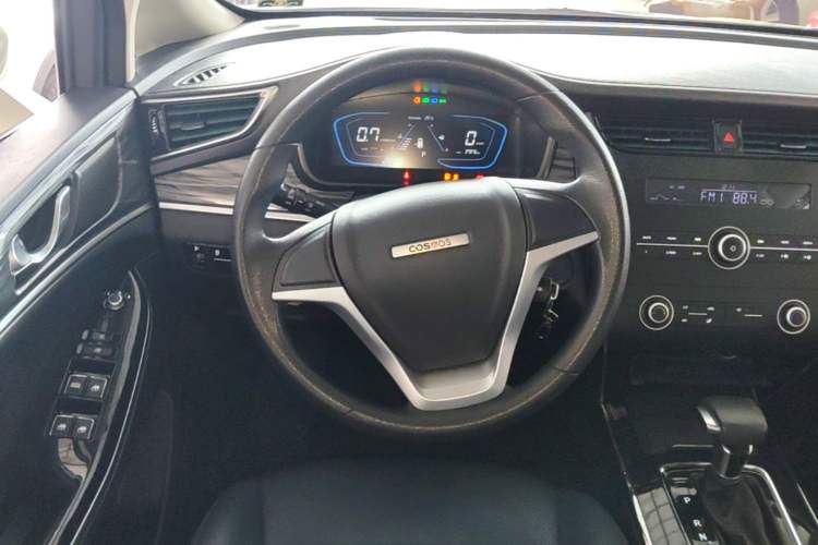 Used CHANGAN OSHAN Cosmos 2019 1.5T Automatic Comfort Edition China VI Standard Steering Wheel