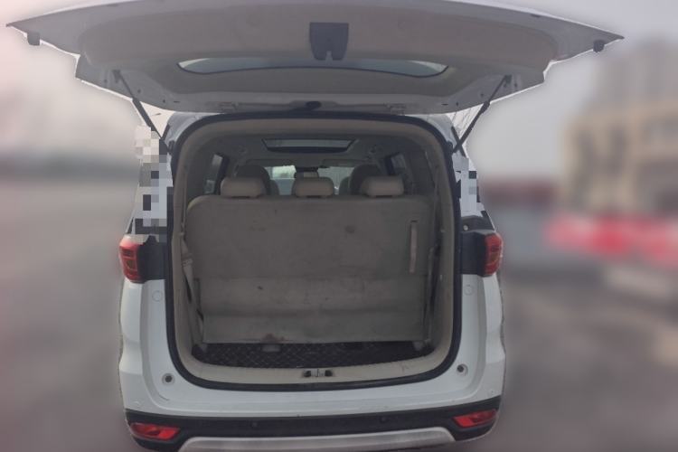 Used CHANGAN OSHAN Cosmos 2019 1.5T Automatic Smart Version China VI Standard Trunk
