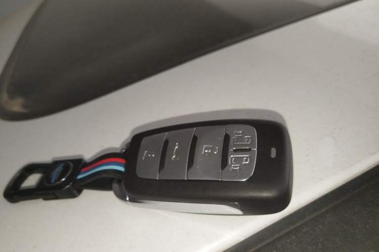 Used CHANGAN OSHAN Cosmos 2019 1.5T Automatic Smart Version China VI Standard Vehicle Key