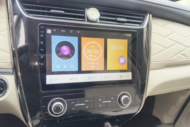 Used CHANGAN OSHAN Cosmos 2022 1.5T Automatic Business Model Audio And AC Panel