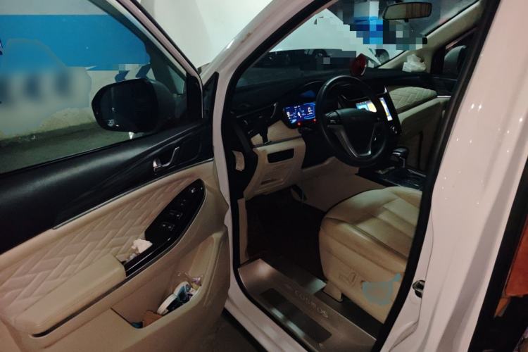 Used CHANGAN OSHAN Cosmos 2022 1.5T Automatic Business Model Driver Seat