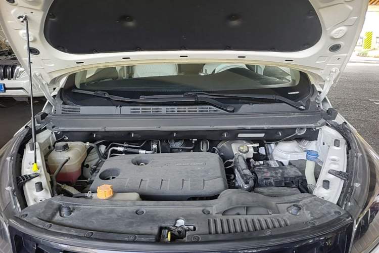 Used CHANGAN OSHAN Cosmos 2022 1.5T Automatic Business Model Engine Bay