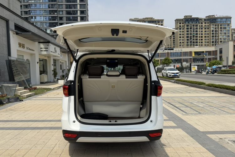 Used CHANGAN OSHAN Cosmos 2022 1.5T Automatic Business Model Exterior 10