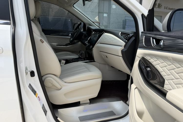 Used CHANGAN OSHAN Cosmos 2022 1.5T Automatic Business Model Exterior 5