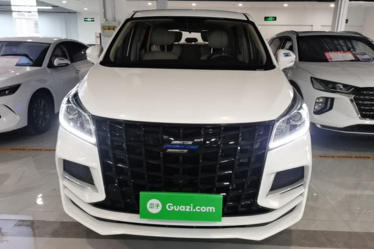 Used CHANGAN OSHAN Cosmos 2022 1.5T Automatic Business Model Front