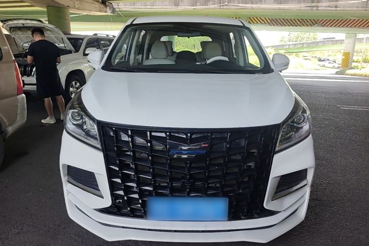 Used CHANGAN OSHAN Cosmos 2022 1.5T Automatic Business Model Front